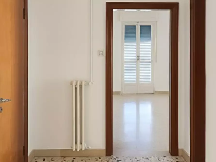 Immagine 3 di Appartamento in vendita  a Pescara