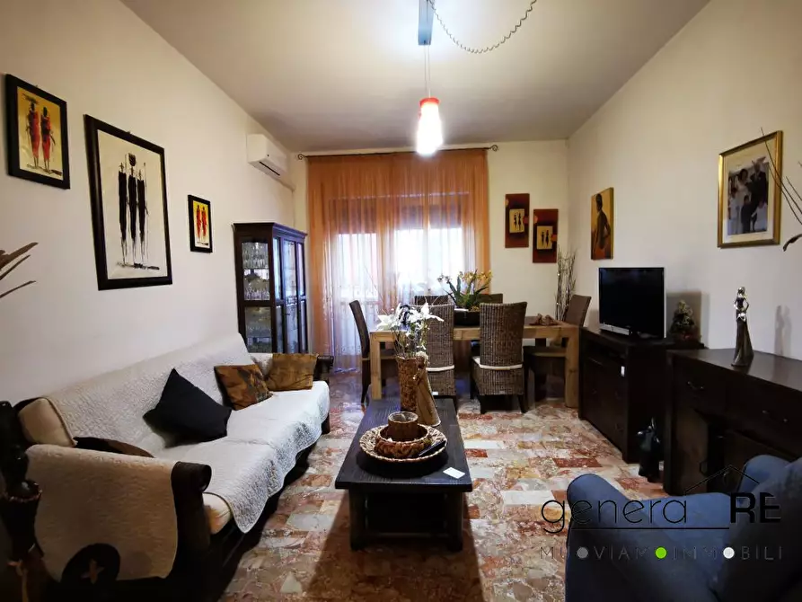 Immagine 2 di Appartamento in vendita  a Pescara