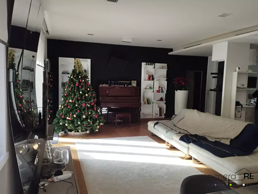 Immagine 2 di Appartamento in vendita  a Pescara