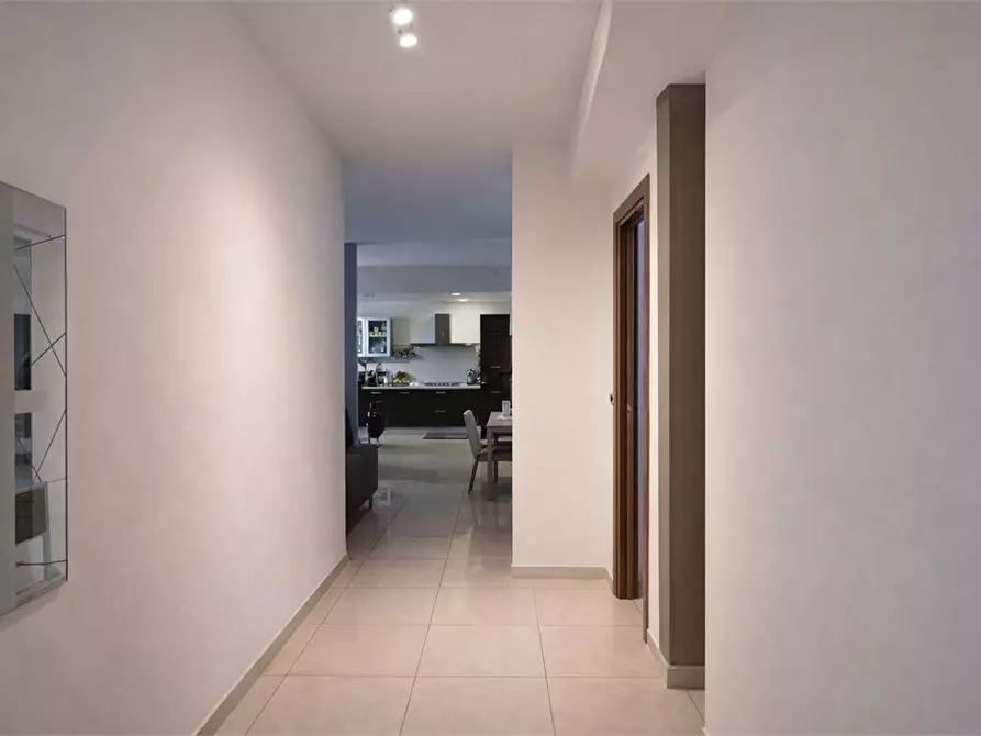 Immagine 3 di Appartamento in vendita  a Pescara