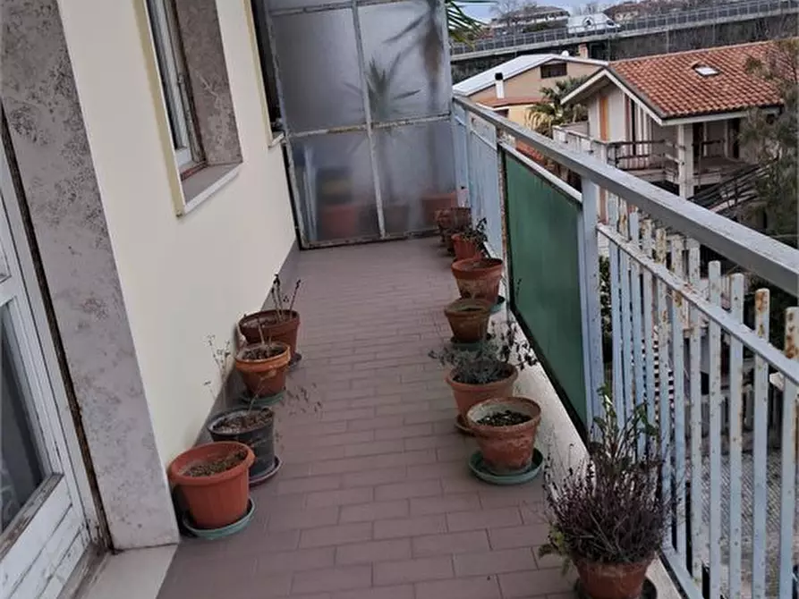 Immagine 7 di Appartamento in vendita  a Pescara