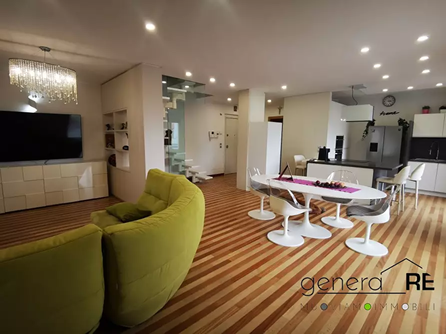 Immagine 1 di Appartamento in vendita  a Pescara