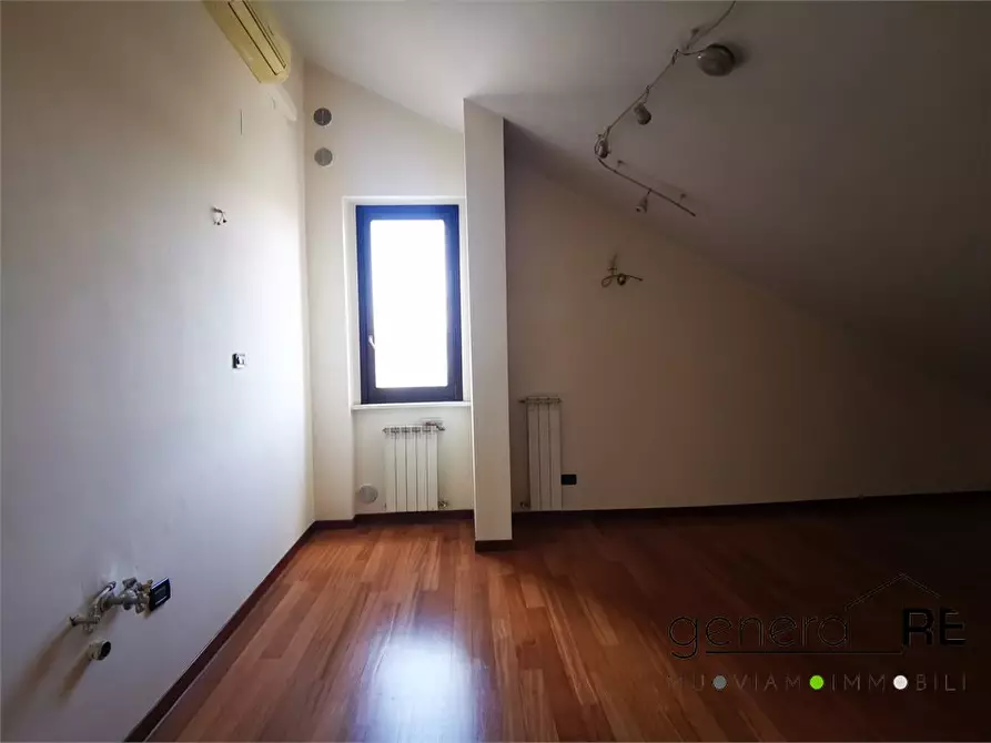 Immagine 6 di Appartamento in vendita  a Pescara