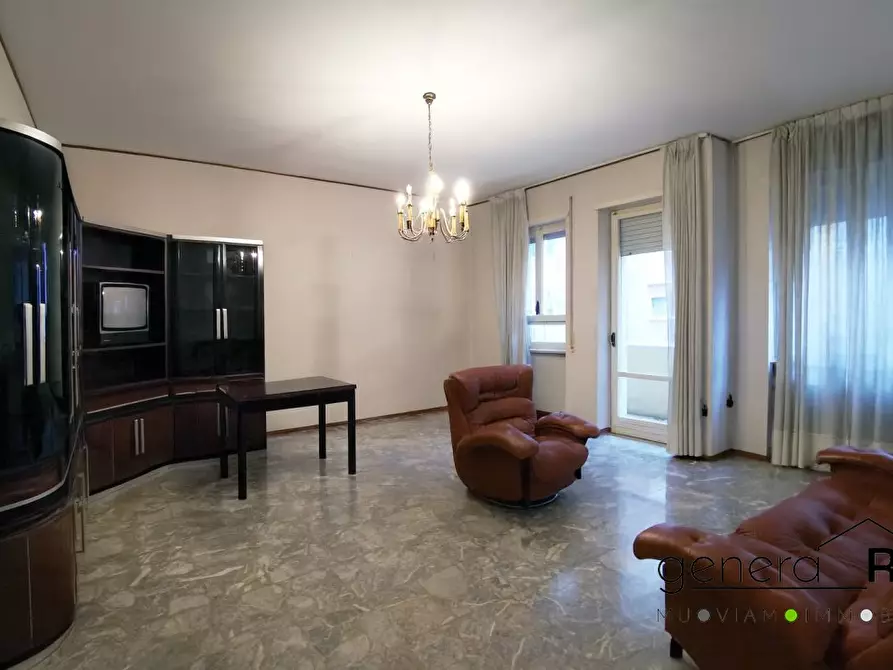 Immagine 2 di Appartamento in vendita  a Pescara