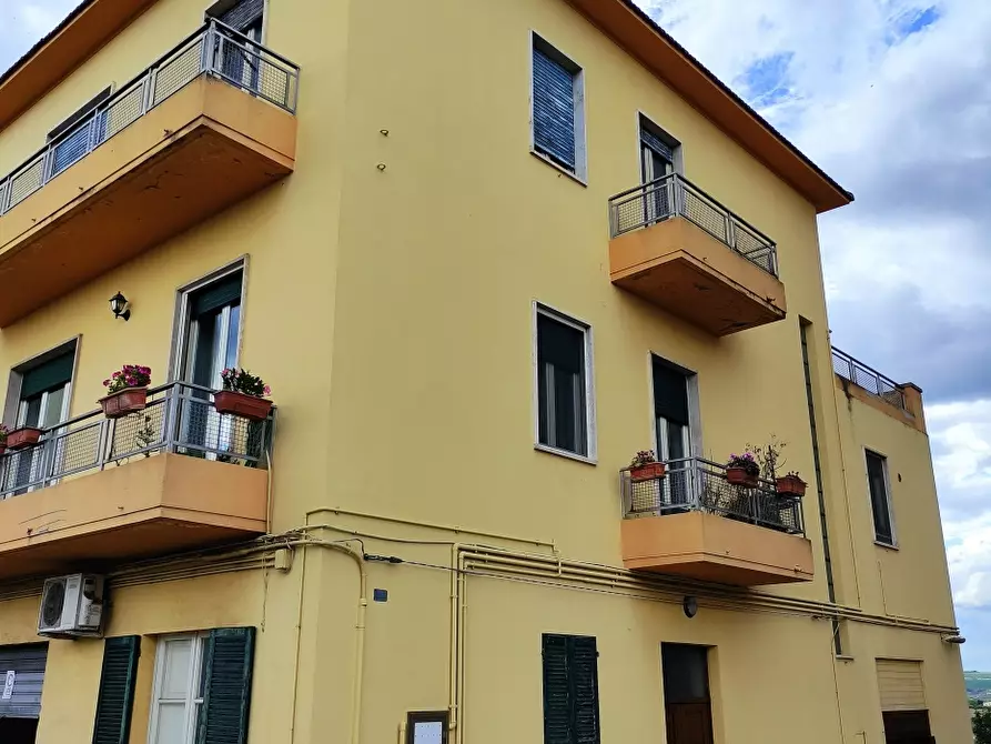 Immagine 1 di Appartamento in vendita  a Rosciano
