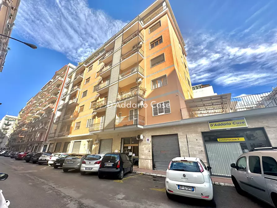 Immagine 1 di Appartamento in vendita  43 a Taranto