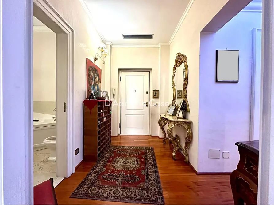 Immagine 5 di Appartamento in vendita  73 a Taranto