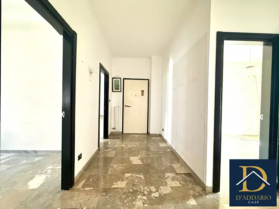 Immagine 3 di Appartamento in vendita  37 a Taranto