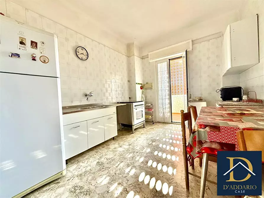 Immagine 4 di Appartamento in vendita  23 a Taranto