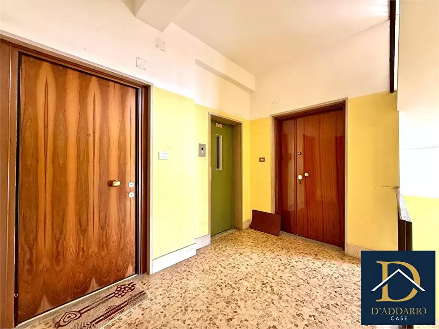 Immagine 4 di Appartamento in vendita  152 a Taranto