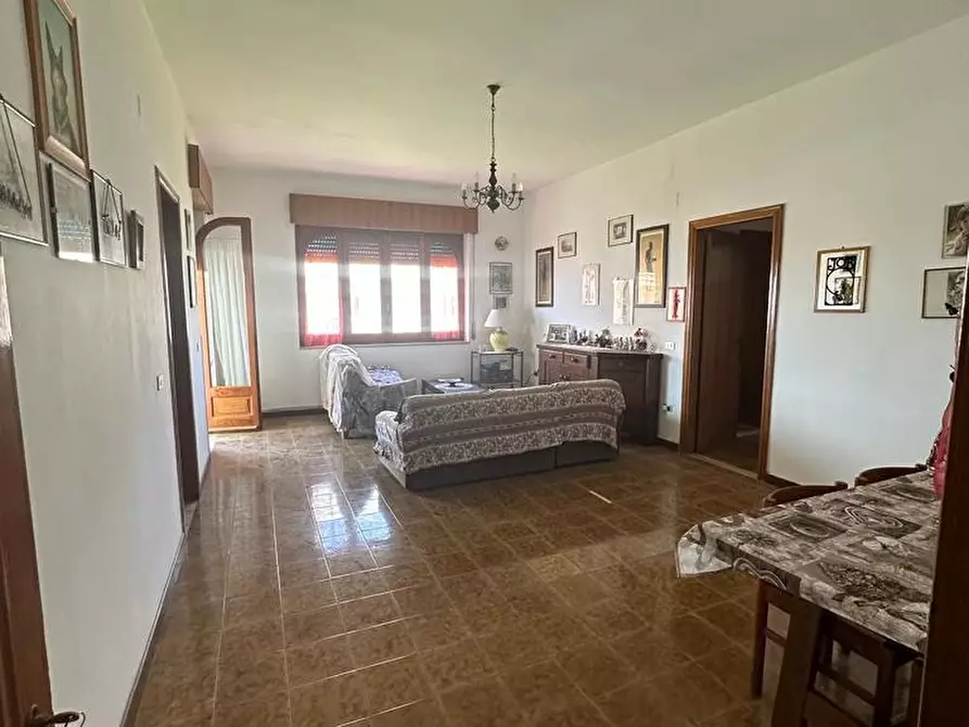 Immagine 3 di Appartamento in vendita  a Melito Di Porto Salvo