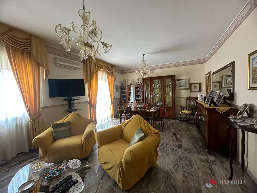 Immagine 5 di Appartamento in vendita  a Reggio Di Calabria