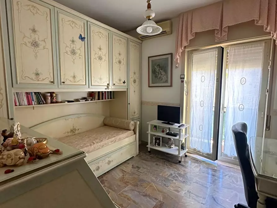 Immagine 8 di Appartamento in vendita  a Reggio Di Calabria