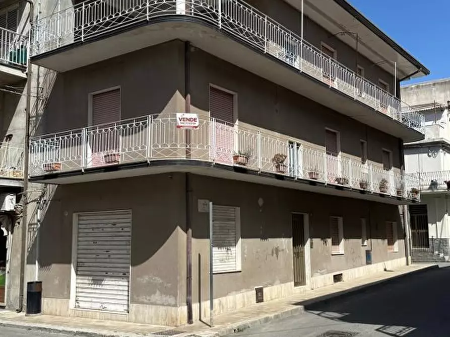 Immagine 2 di Appartamento in vendita  a Bova Marina