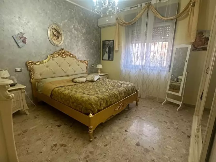 Immagine 7 di Appartamento in vendita  a Bova Marina