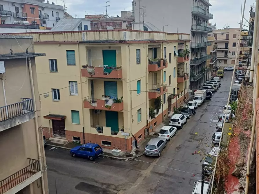 Immagine 1 di Appartamento in vendita  a Reggio Di Calabria