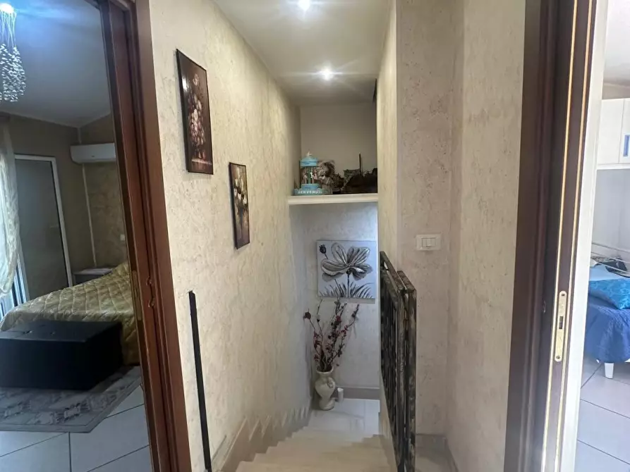 Immagine 3 di Appartamento in vendita  a Melito Di Porto Salvo