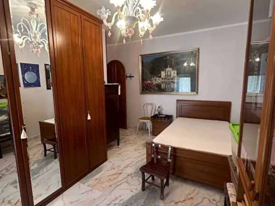 Immagine 10 di Appartamento in vendita  a Bova Marina