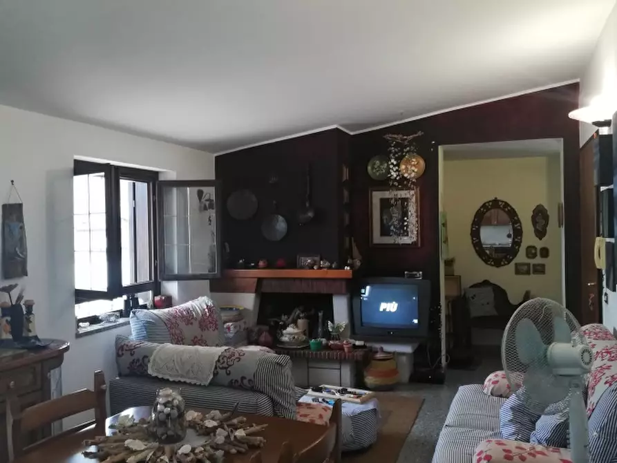 Immagine 4 di Appartamento in vendita  a Melito Di Porto Salvo