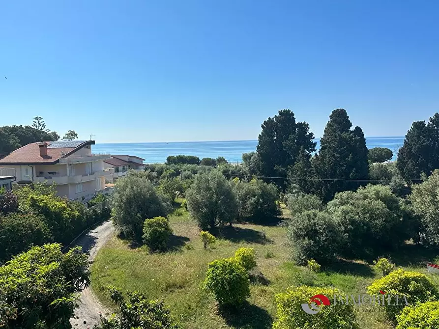 Immagine 9 di Appartamento in vendita  a Condofuri