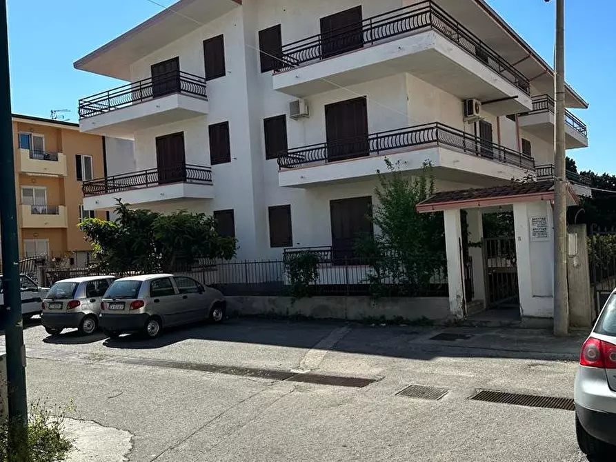 Immagine 10 di Appartamento in vendita  a Condofuri