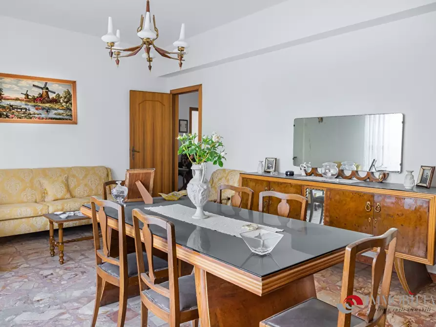 Immagine 8 di Appartamento in vendita  a Melito Di Porto Salvo