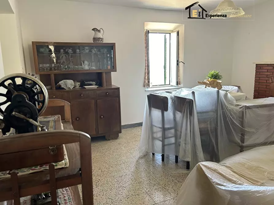 Immagine 10 di Appartamento in vendita  48 a Casperia