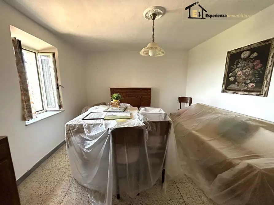 Immagine 9 di Appartamento in vendita  48 a Casperia