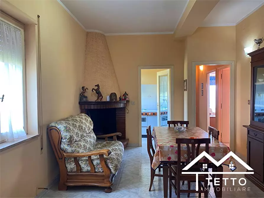 Immagine 4 di Appartamento in vendita  9 a Cantalupo In Sabina