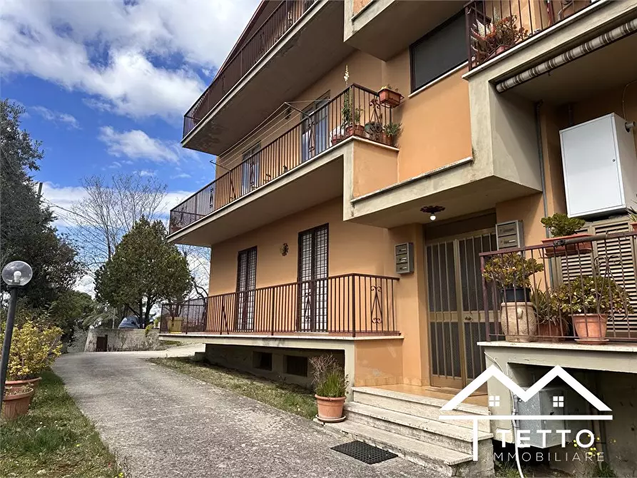 Immagine 2 di Appartamento in vendita  18 a Cantalupo In Sabina