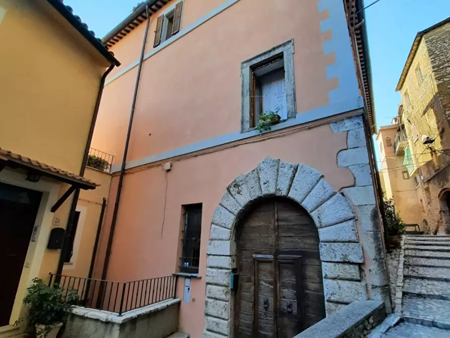 Immagine 7 di Appartamento in vendita  a Casperia