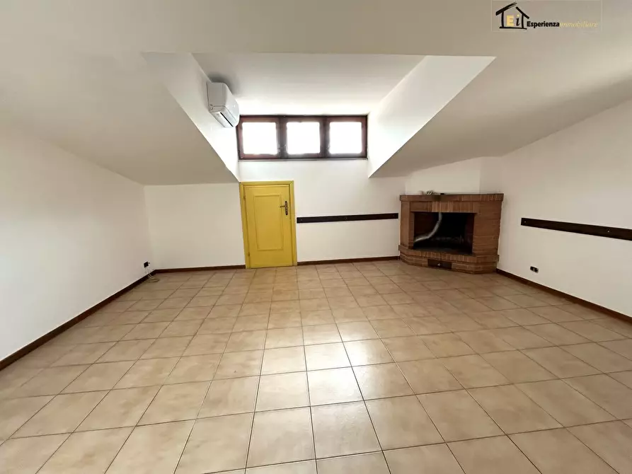 Immagine 3 di Appartamento in vendita  1 a Poggio Mirteto