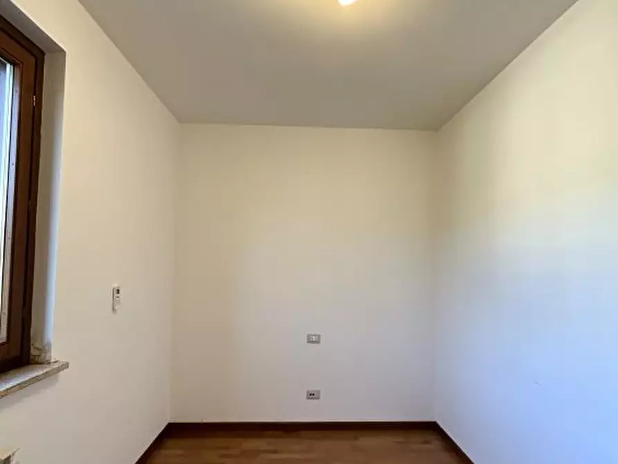 Immagine 2 di Appartamento in vendita  6 a Poggio Mirteto