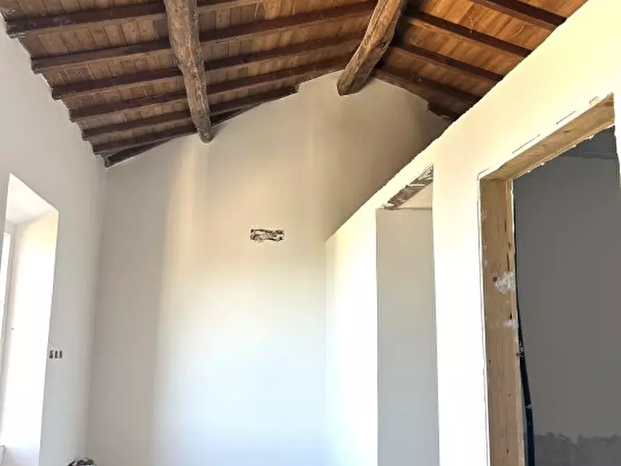 Immagine 1 di Appartamento in vendita  a Poggio Catino