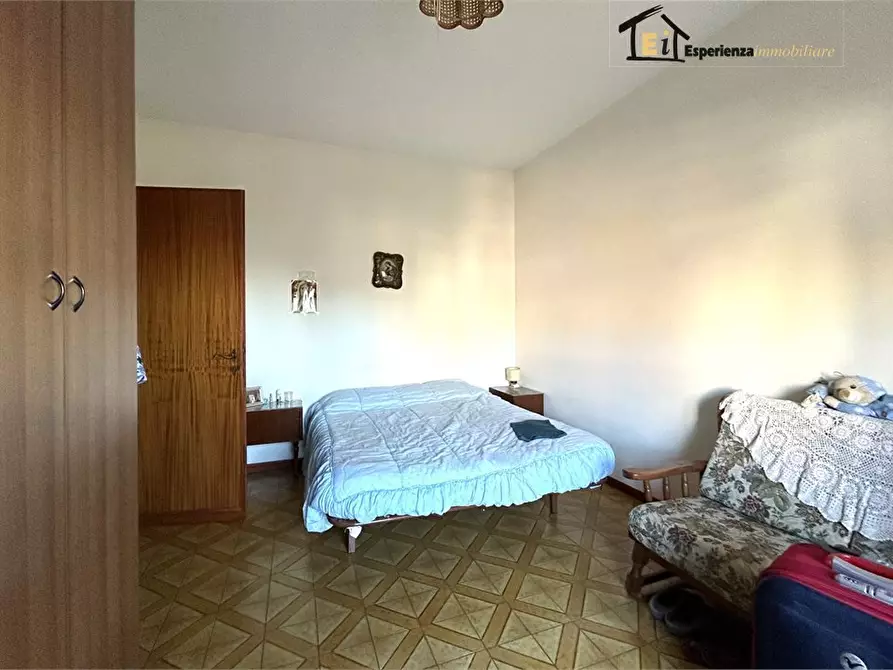 Immagine 10 di Appartamento in vendita  50 a Poggio Mirteto