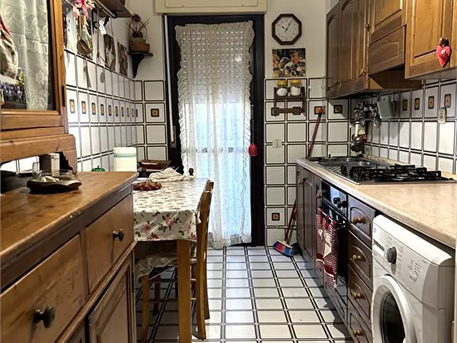 Immagine 6 di Appartamento in vendita  50 a Poggio Mirteto