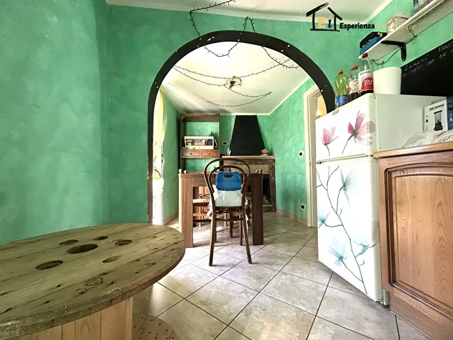 Immagine 1 di Appartamento in vendita  6 a Casperia