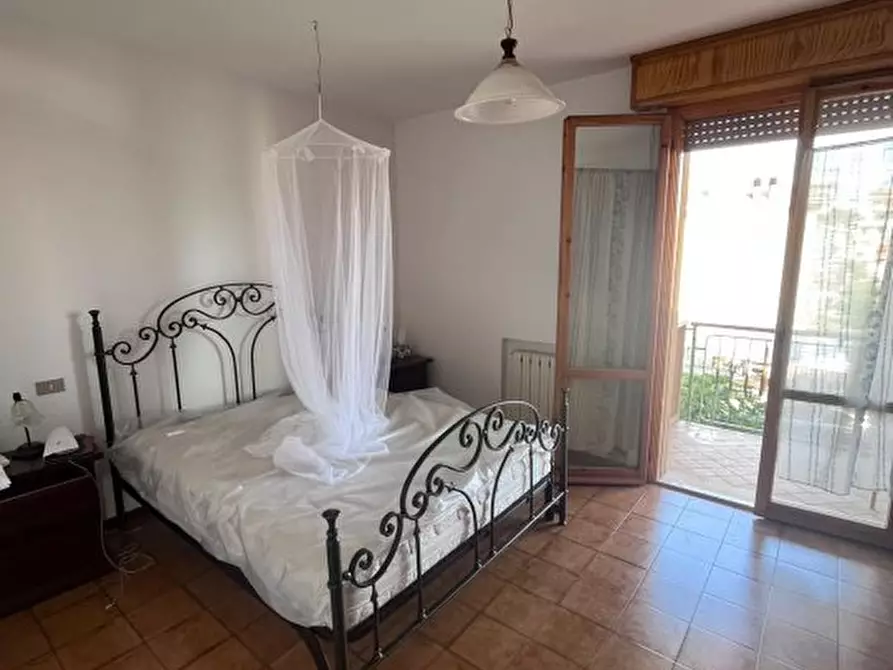 Immagine 9 di Appartamento in vendita  a Rimini