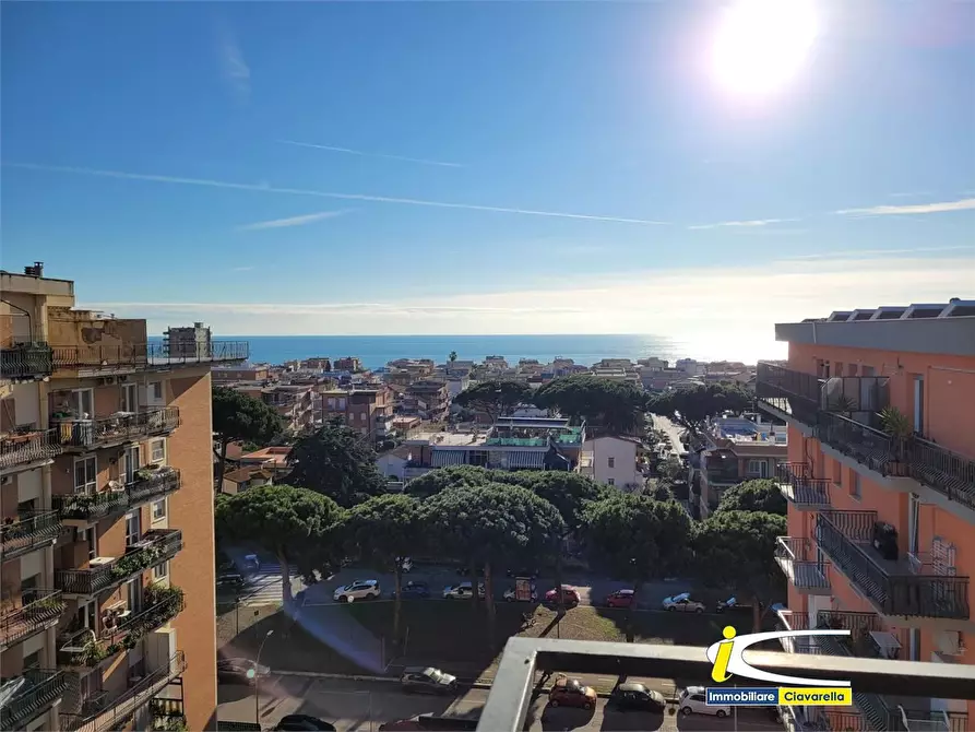 Immagine 2 di Appartamento in vendita  a Ladispoli