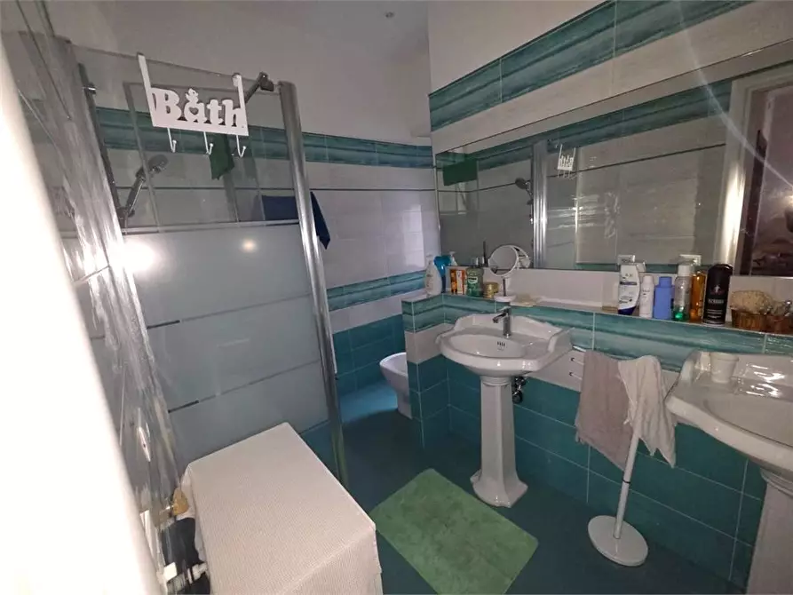 Immagine 10 di Appartamento in vendita  426 a Roma