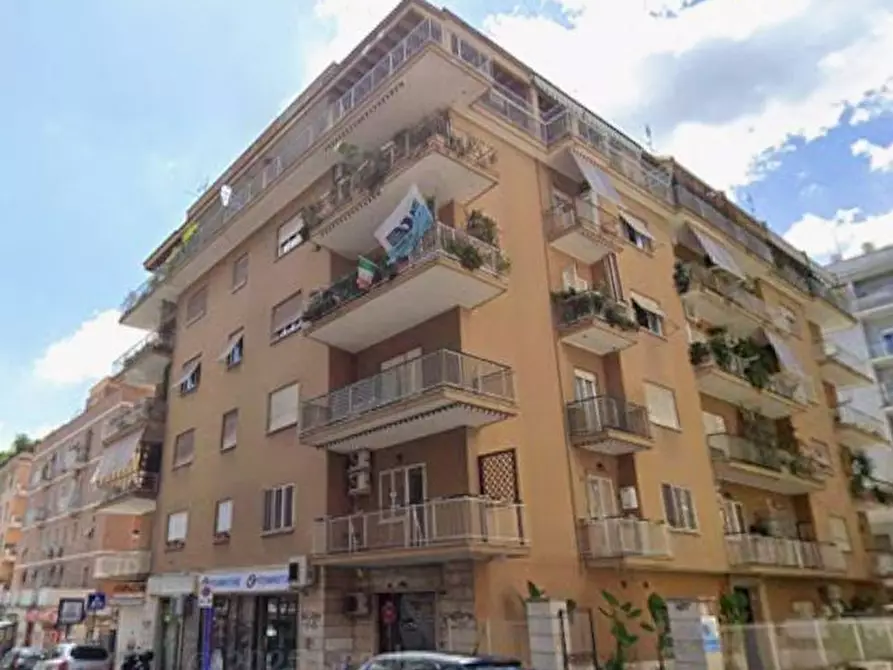 Immagine 1 di Appartamento in vendita  426 a Roma