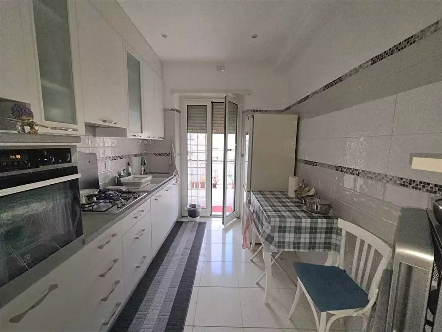 Immagine 6 di Appartamento in vendita  426 a Roma