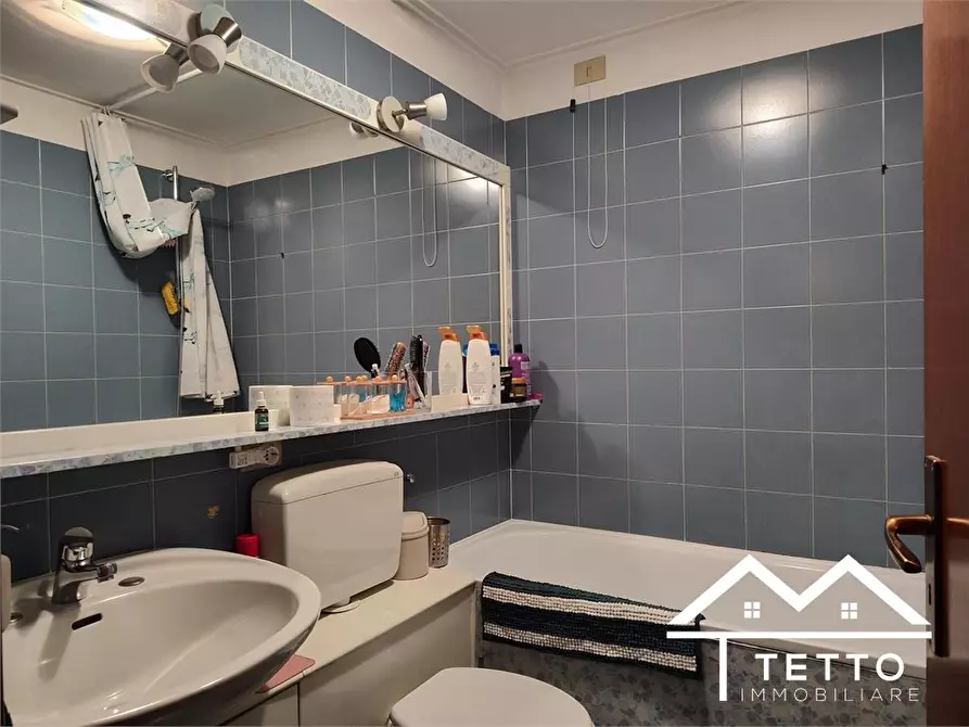 Immagine 8 di Appartamento in vendita  94 a Roma