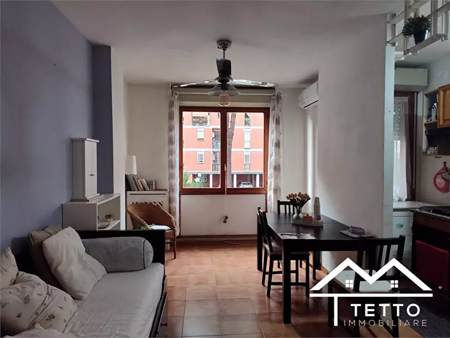 Immagine 10 di Appartamento in vendita  94 a Roma