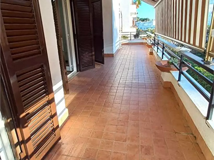 Immagine 3 di Appartamento in vendita  5 a Cerveteri