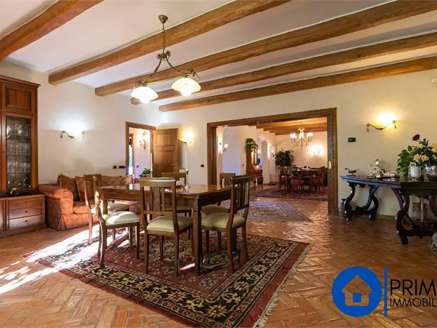 Immagine 10 di Villa in vendita  a Monte Porzio Catone