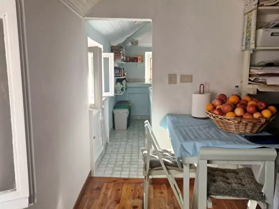 Immagine 2 di Appartamento in vendita  a Albenga