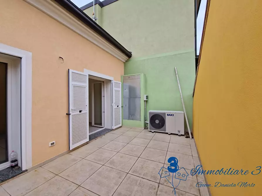 Immagine 5 di Casa semindipendente in vendita  a Villanova D'albenga