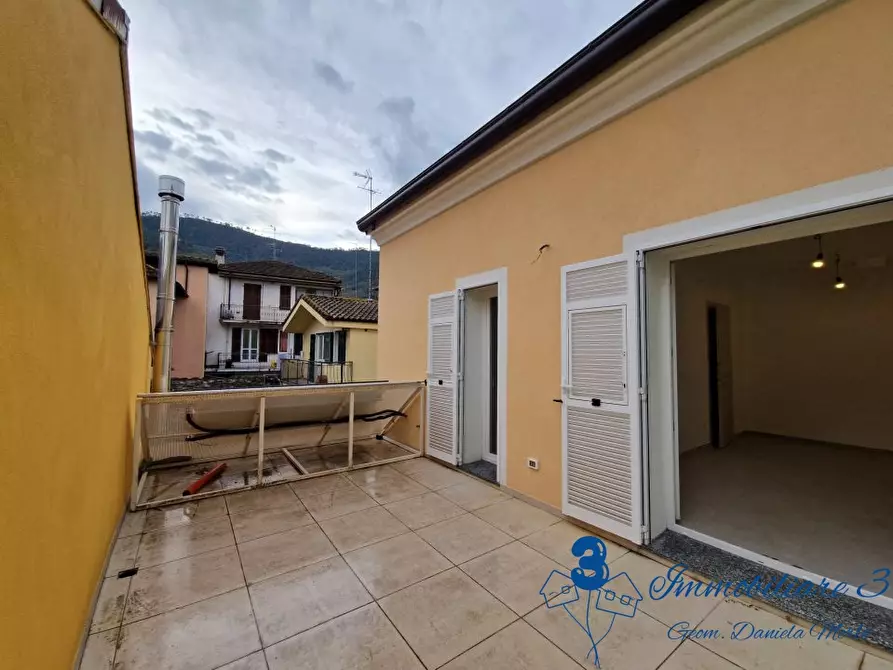 Immagine 3 di Casa semindipendente in vendita  a Villanova D'albenga