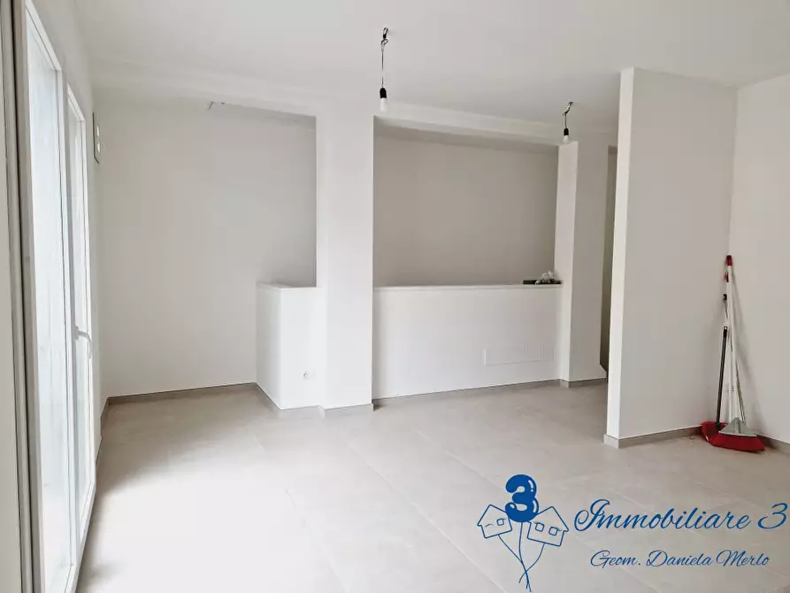 Immagine 10 di Casa semindipendente in vendita  a Villanova D'albenga